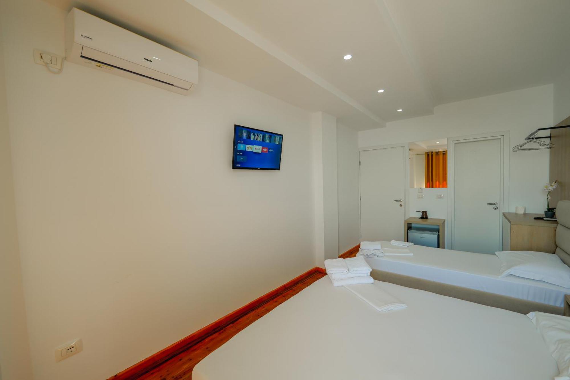 Hotel Summer Sarandë Eksteriør bilde