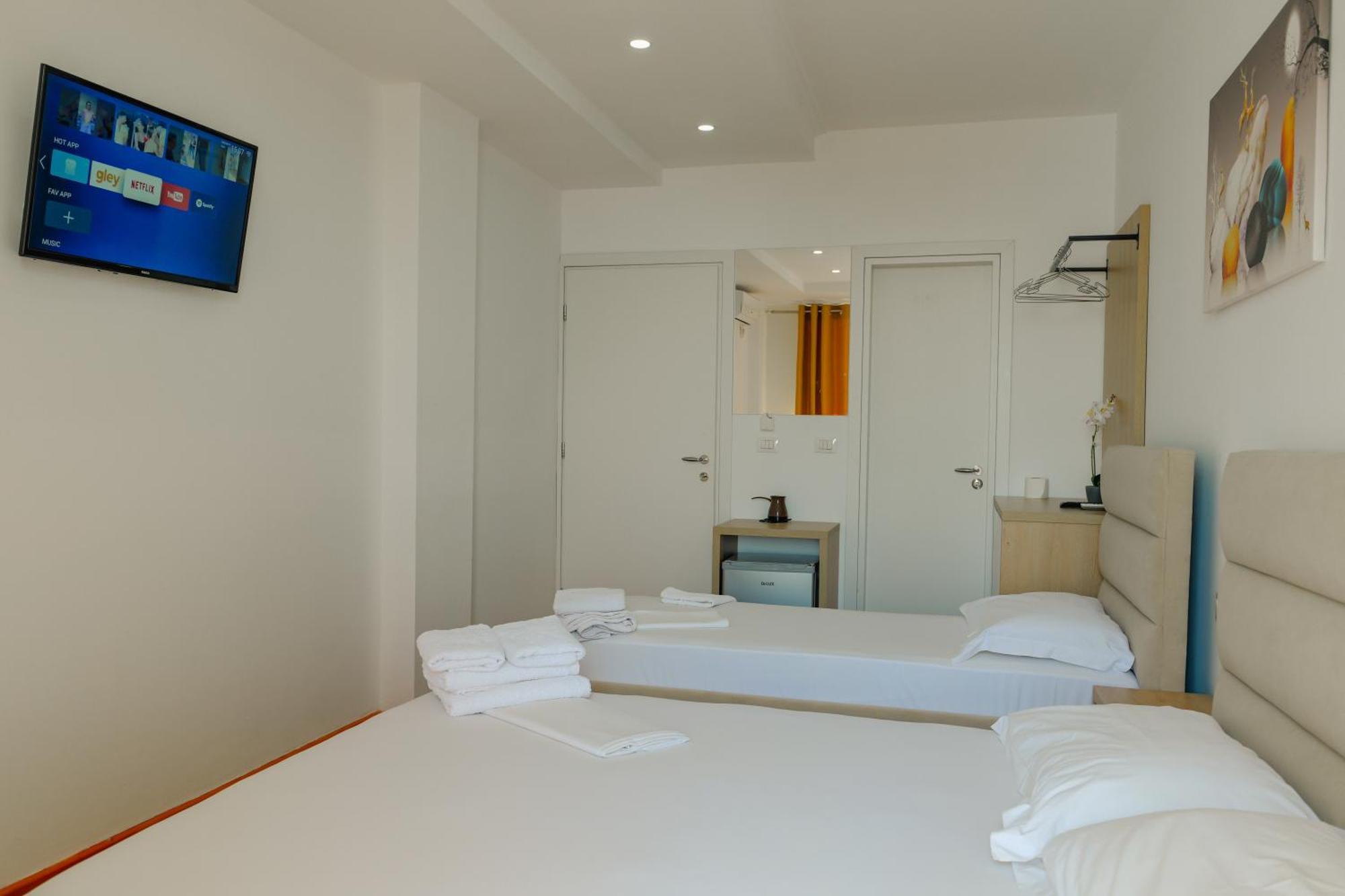 Hotel Summer Sarandë Eksteriør bilde