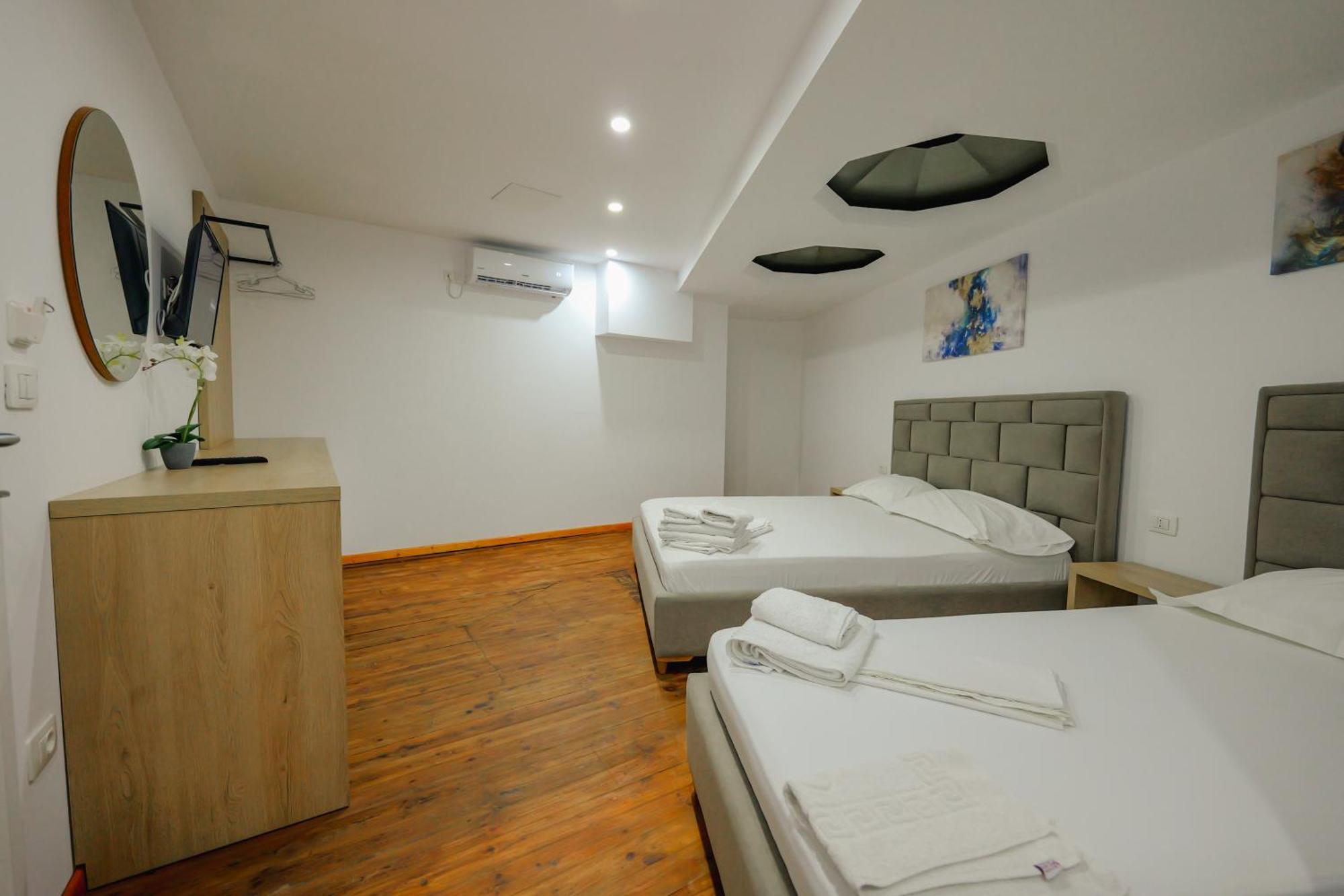 Hotel Summer Sarandë Eksteriør bilde