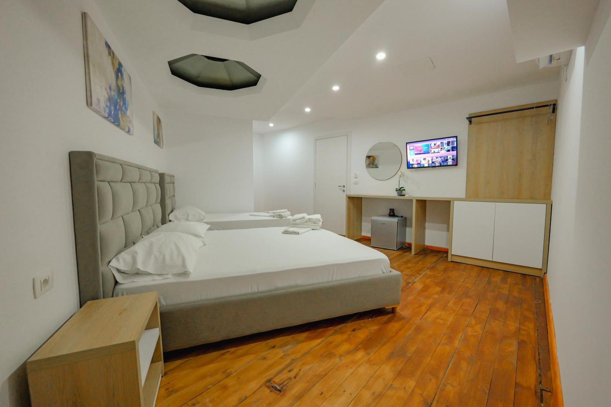Hotel Summer Sarandë Eksteriør bilde