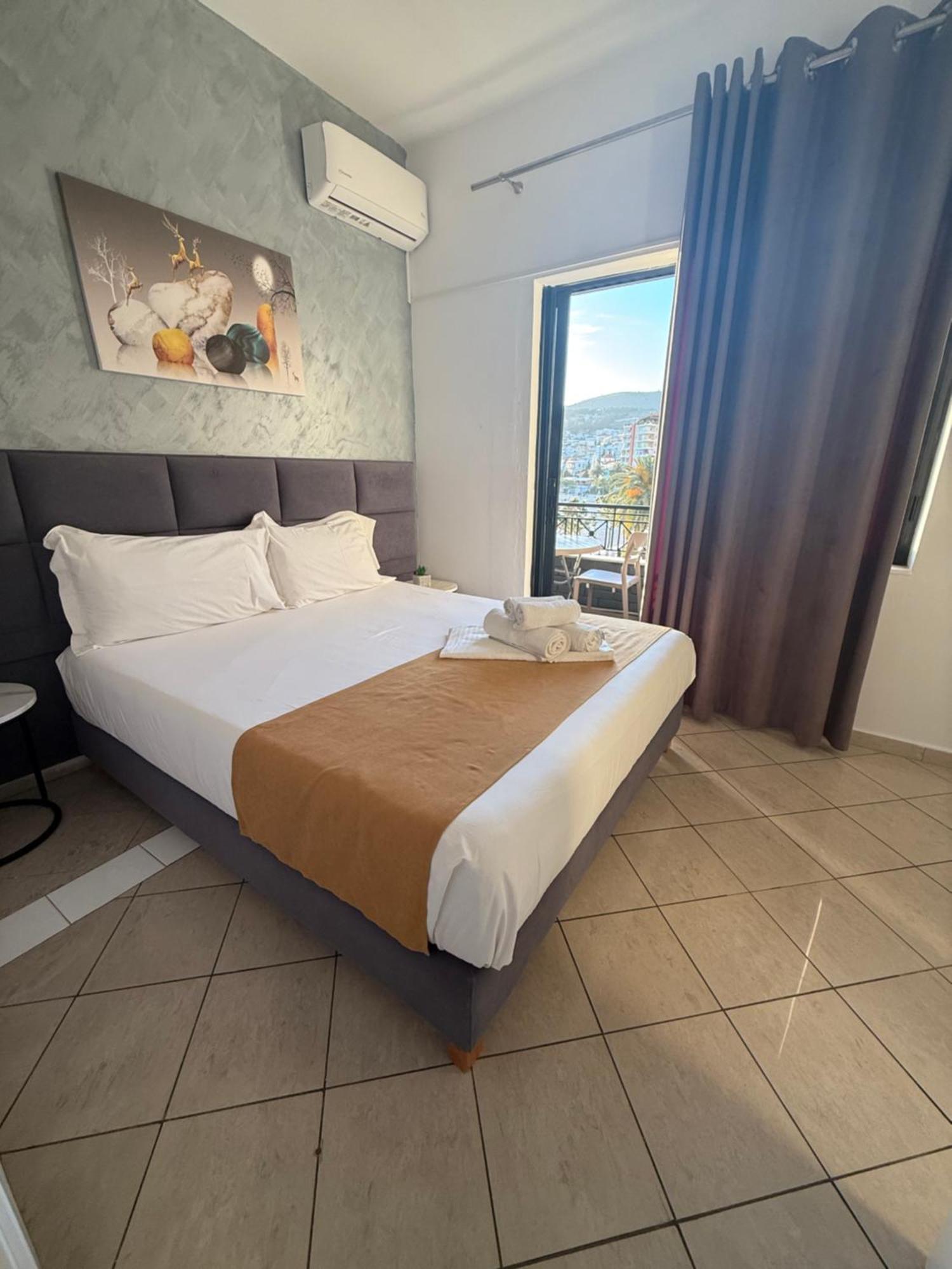 Hotel Summer Sarandë Eksteriør bilde