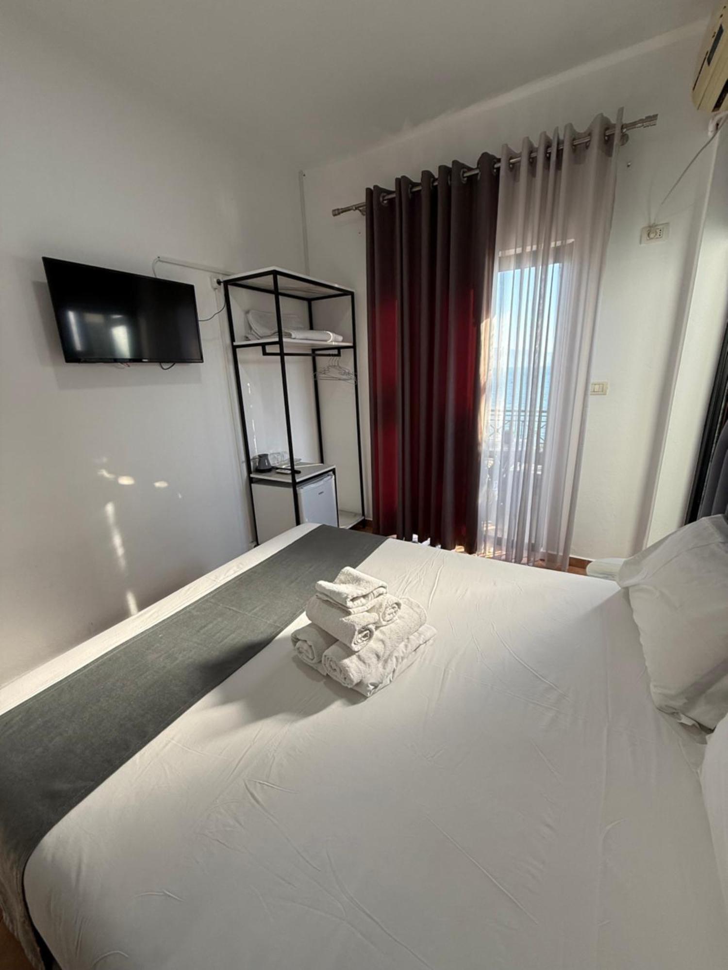 Hotel Summer Sarandë Eksteriør bilde