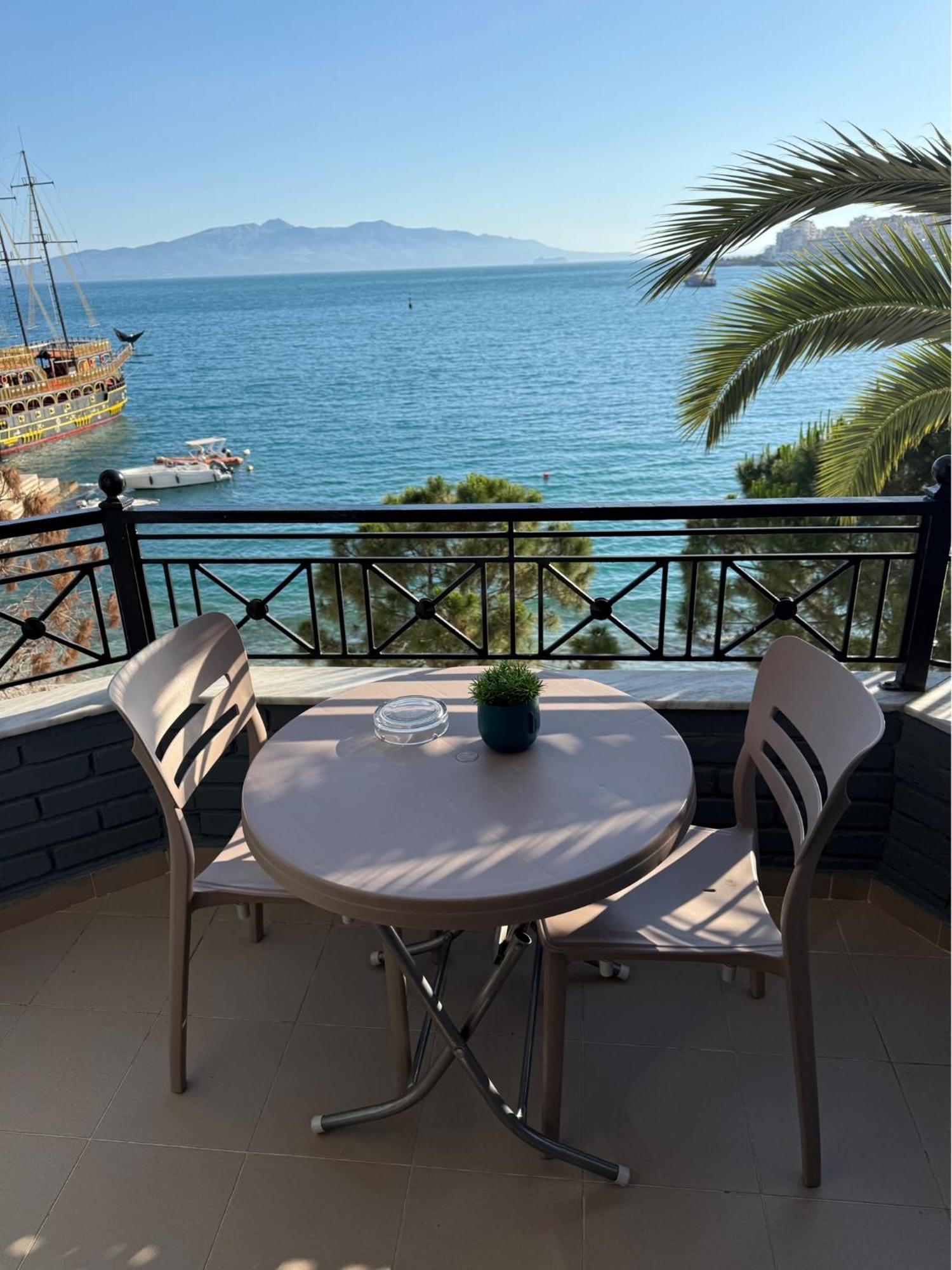 Hotel Summer Sarandë Eksteriør bilde